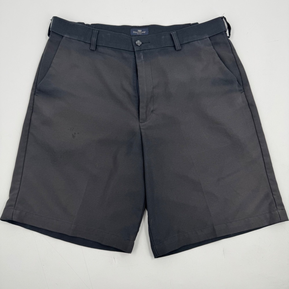 Dockers Golf Backswing Shorts Mens W34 Gray Relaxed Fit Flat Front